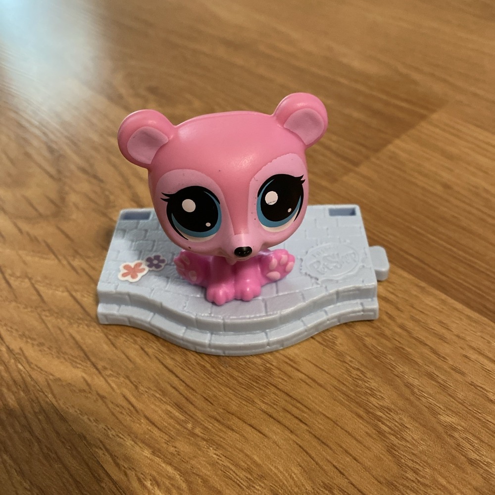 2015 McDonald's Littlest Pet Shop LPS Pink Bear Happy Meal Toy‎